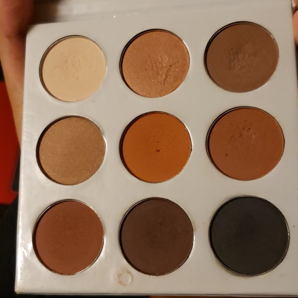 KYLIE COSMETICS Bronze Palette - Picture 3 of 4
